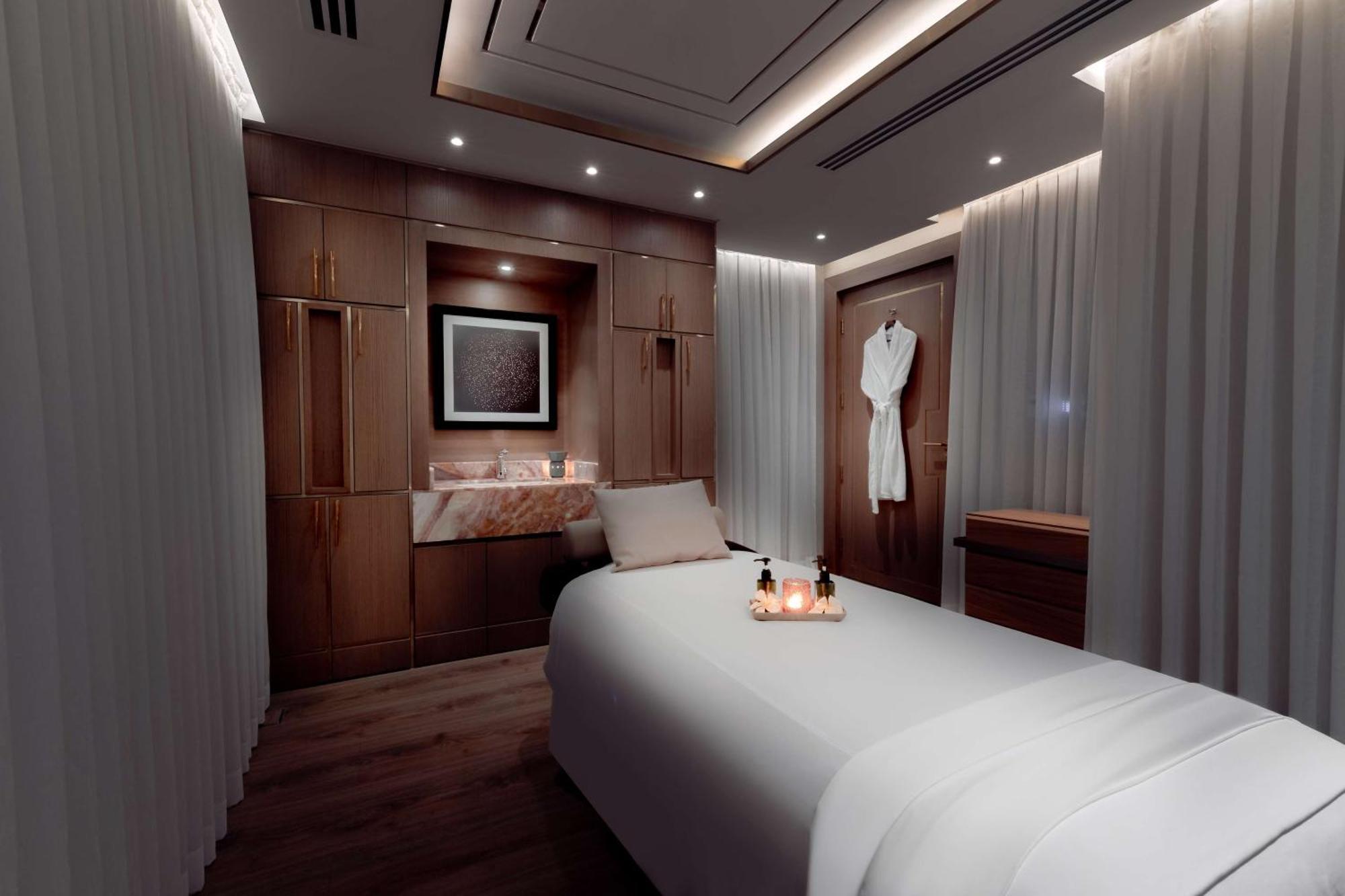 Hotel Hilton Doha The Pearl Esterno foto