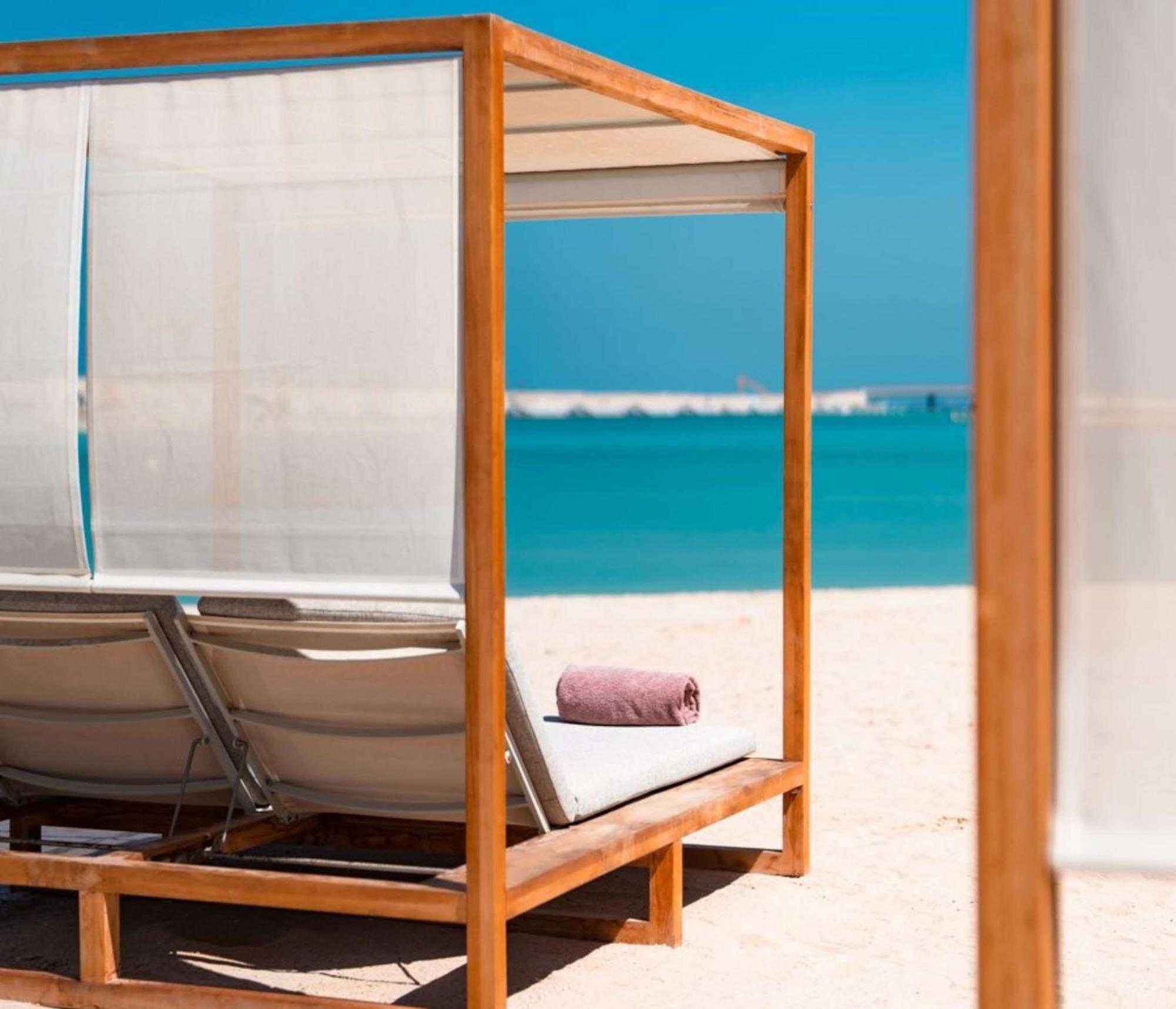 Hotel Hilton Doha The Pearl Esterno foto