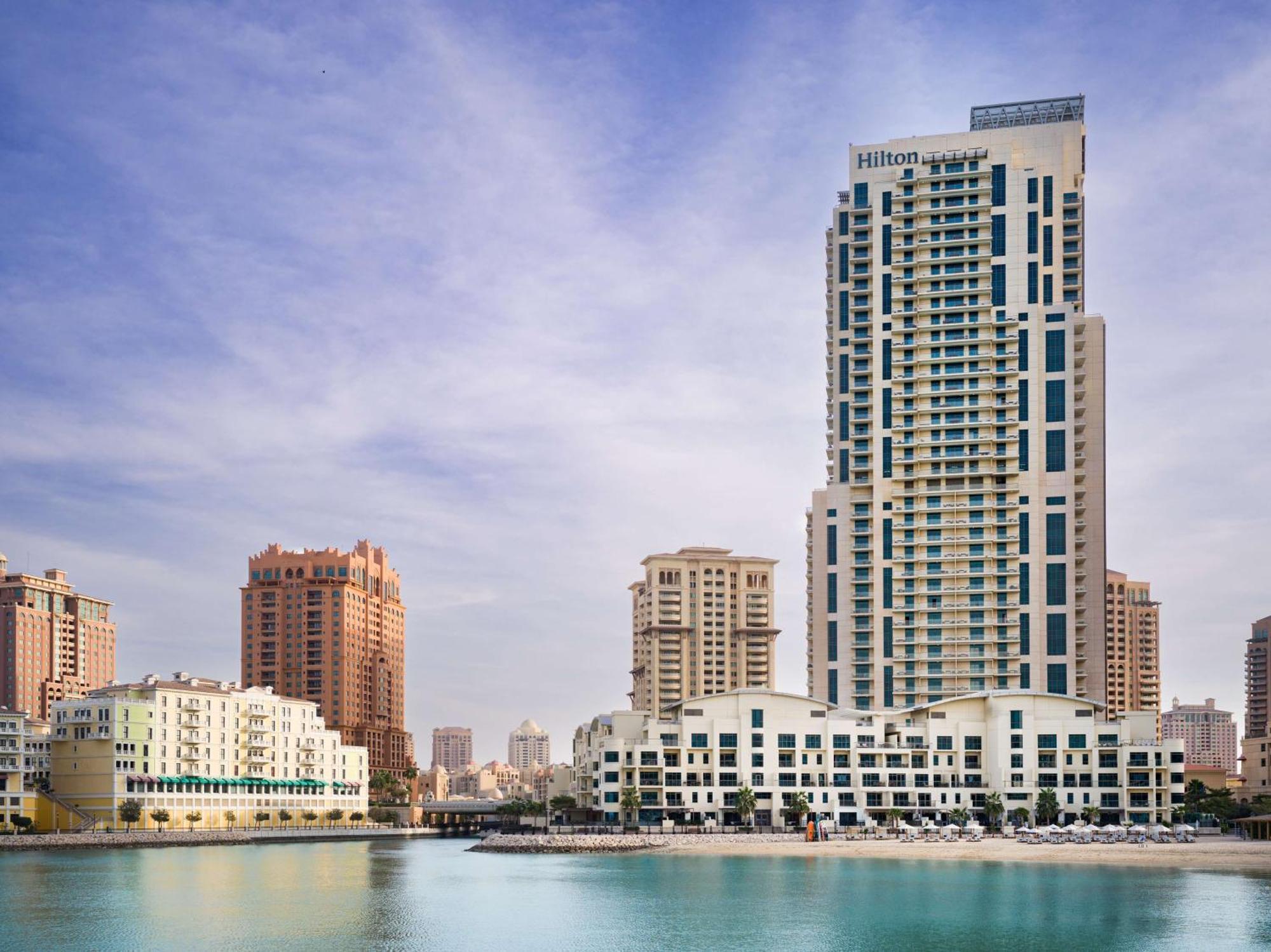 Hotel Hilton Doha The Pearl Esterno foto
