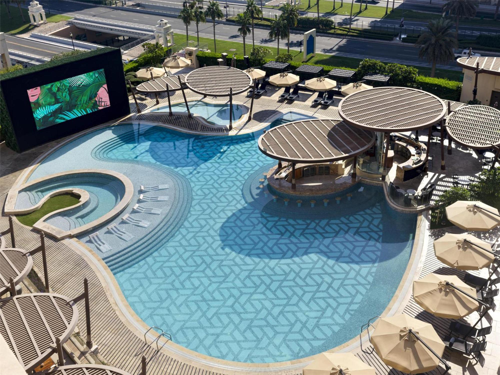 Hotel Hilton Doha The Pearl Esterno foto